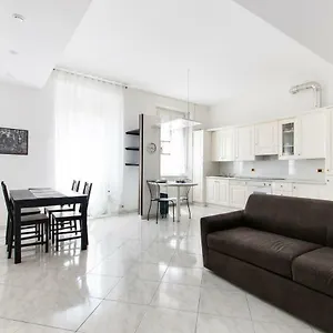 Blucinqueterre Apartment La Spezia
